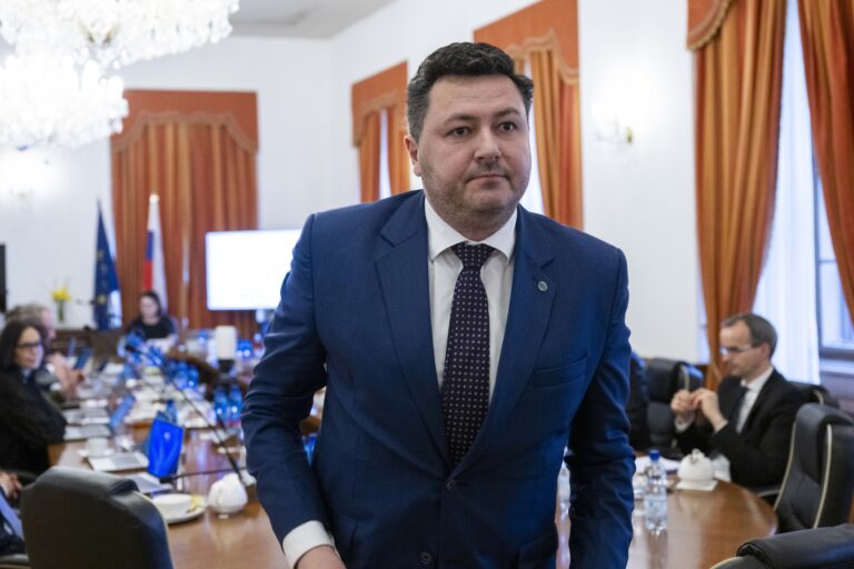 Pellegrini vymenoval Moznera za predsedu Najvyššieho súdu SR