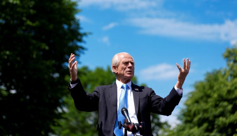 Trumpov poradca pre obchod Peter Navarro. Foto: Kent Nishimura/Reuters