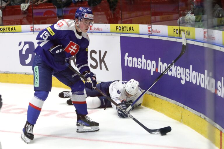 Kto ostal v kádri pre šampionát po zápase s Francúzskom