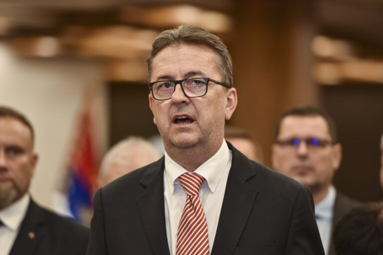 Bývalý podpredseda parlamentu Glváč opäť majiteľom luxusného hotela v Rakúsku