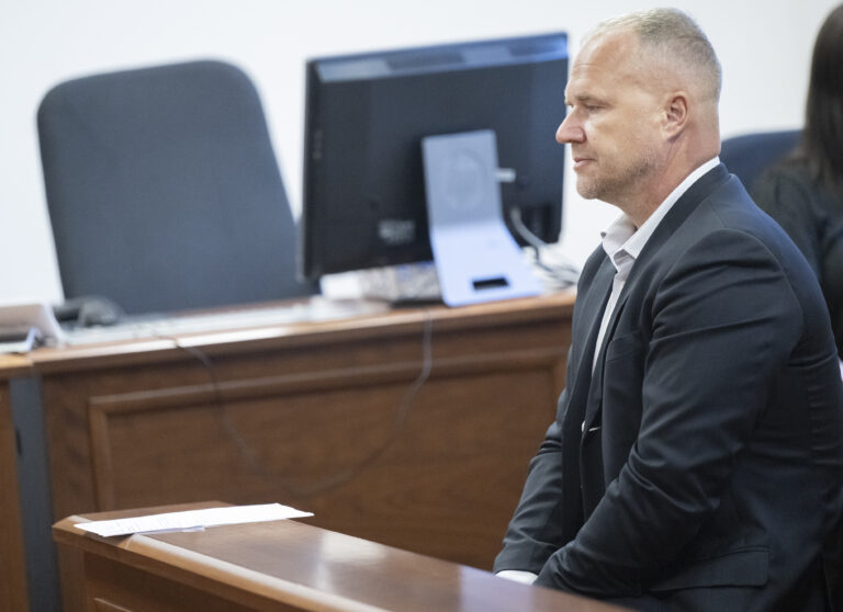 Kľúčový svedok v kauze Mýtnik čelí obžalobe, predtým zaplatil 90-tisíc za kauzu Očistec