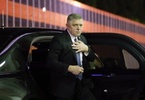 Prague Rejects Russian Claim of Airspace Ban on Fico