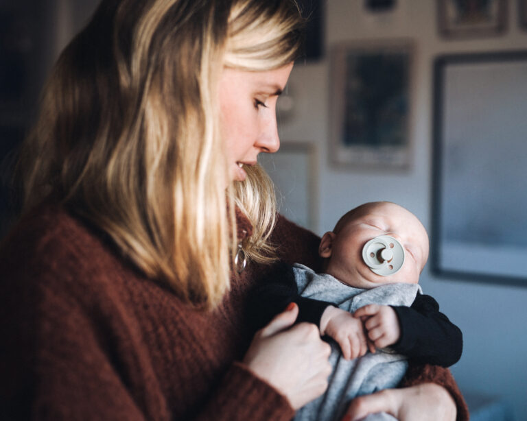 O materské nebude nutné žiadať, mení sa na proaktívnu dávku. Ilustračná foto: Johner Images