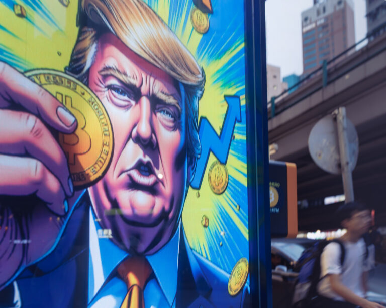 Trump a bitcoin. Foto: May James/SOPA Images/LightRocket via Getty Images