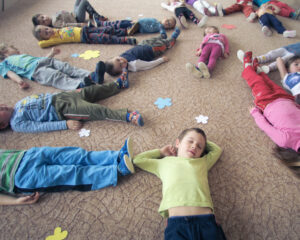 Drucker presadzuje povinné vzdelávanie od troch rokov. Kritici: Ide o nebezpečný experiment