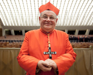 Nový pápež nie je pokrokár, vyzdvihuje kardinál Duka