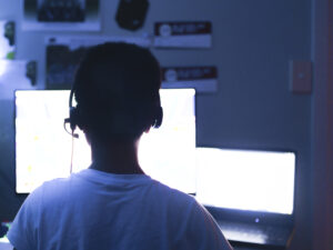 Konzola pred chlebom? Hranie sa vyšvihlo na rebríčku potrieb