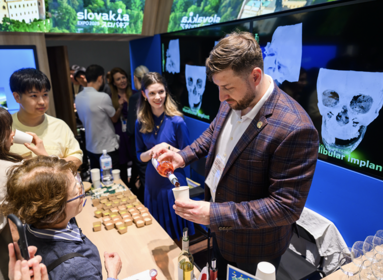 Podnet na ÚVO: PS chce preveriť zmluvu Slovakia Travel k výstave Expo