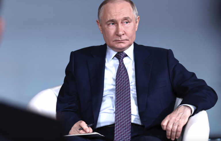 Kremeľ upravil obranný plán, zohľadňuje vojnu a okupáciu Ukrajiny