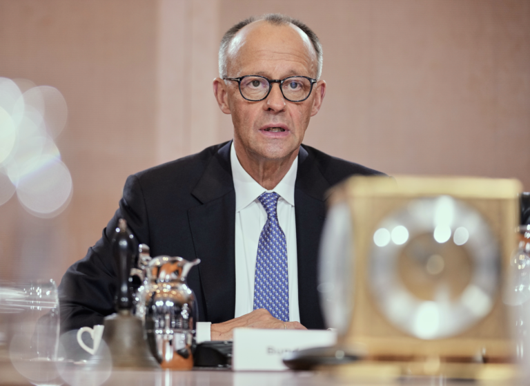 Kancelár Merz: Zákaz AfD by mohol pôsobiť ako odstránenie súpera