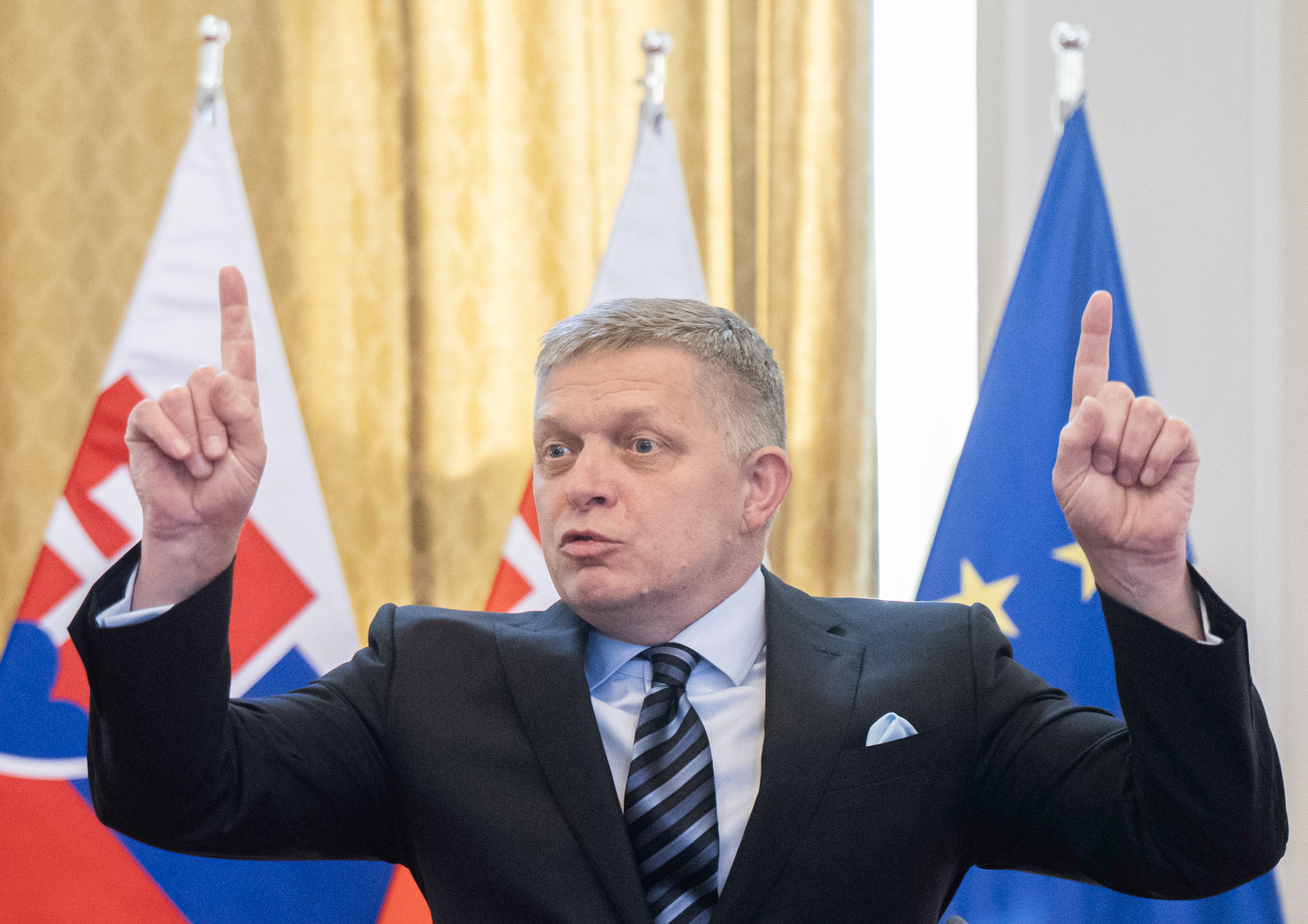 Fico varuje Brusel: Merajte desaťkrát, než sa odstrihneme od ruských energií