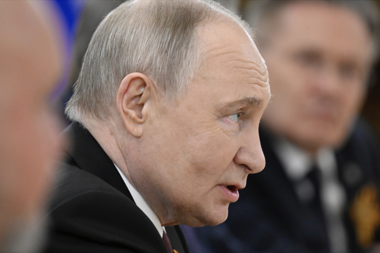 Putin prvýkrát volal s novým pápežom, nosnou témou bola vojna na Ukrajine