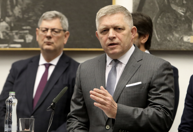 Robert Fico (Smer). Foto: Ján Krošlák/TASR