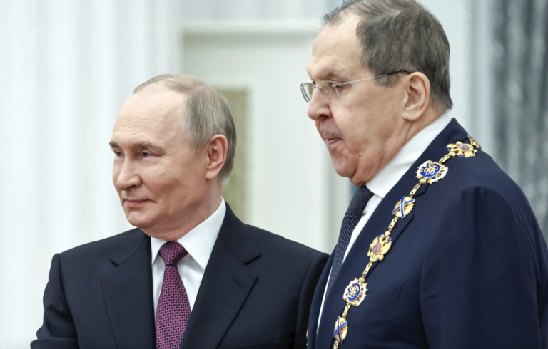 Moskva vraj má návrh na mier. Kyjev tvrdí, že ide o ďalší ruský podvod