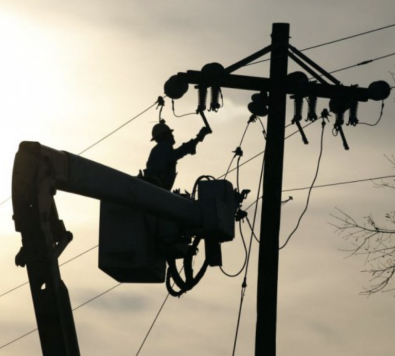 Slovensko prispeje 84 miliónmi eur na obnovu ukrajinskej energetiky