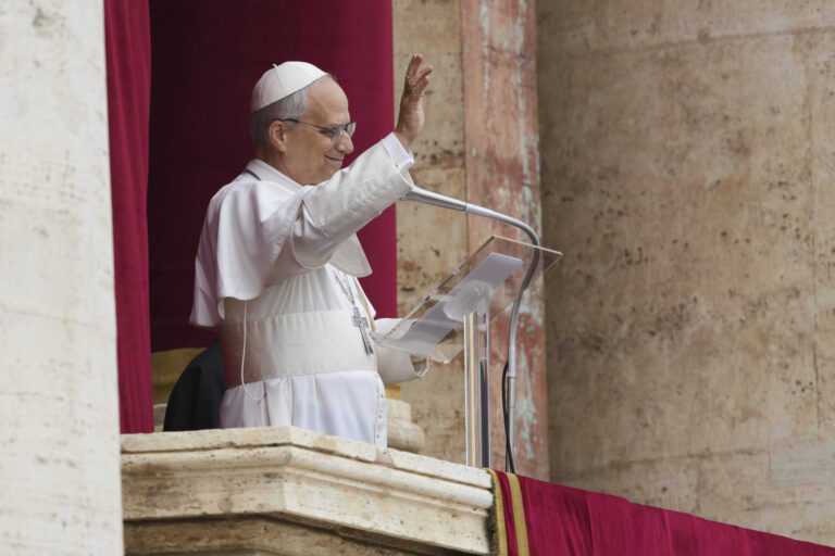 Pápež Lev XIV.: Objavuje sa hrozba tretej svetovej vojny