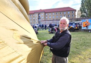Pilot Vrána: Ak podceníte počasie, máte problém, balón sa v búrke roztrhne