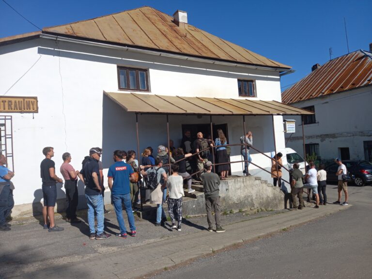 Obyvatelia Podpoľania protestujú proti stavbe elektrárne Málinec