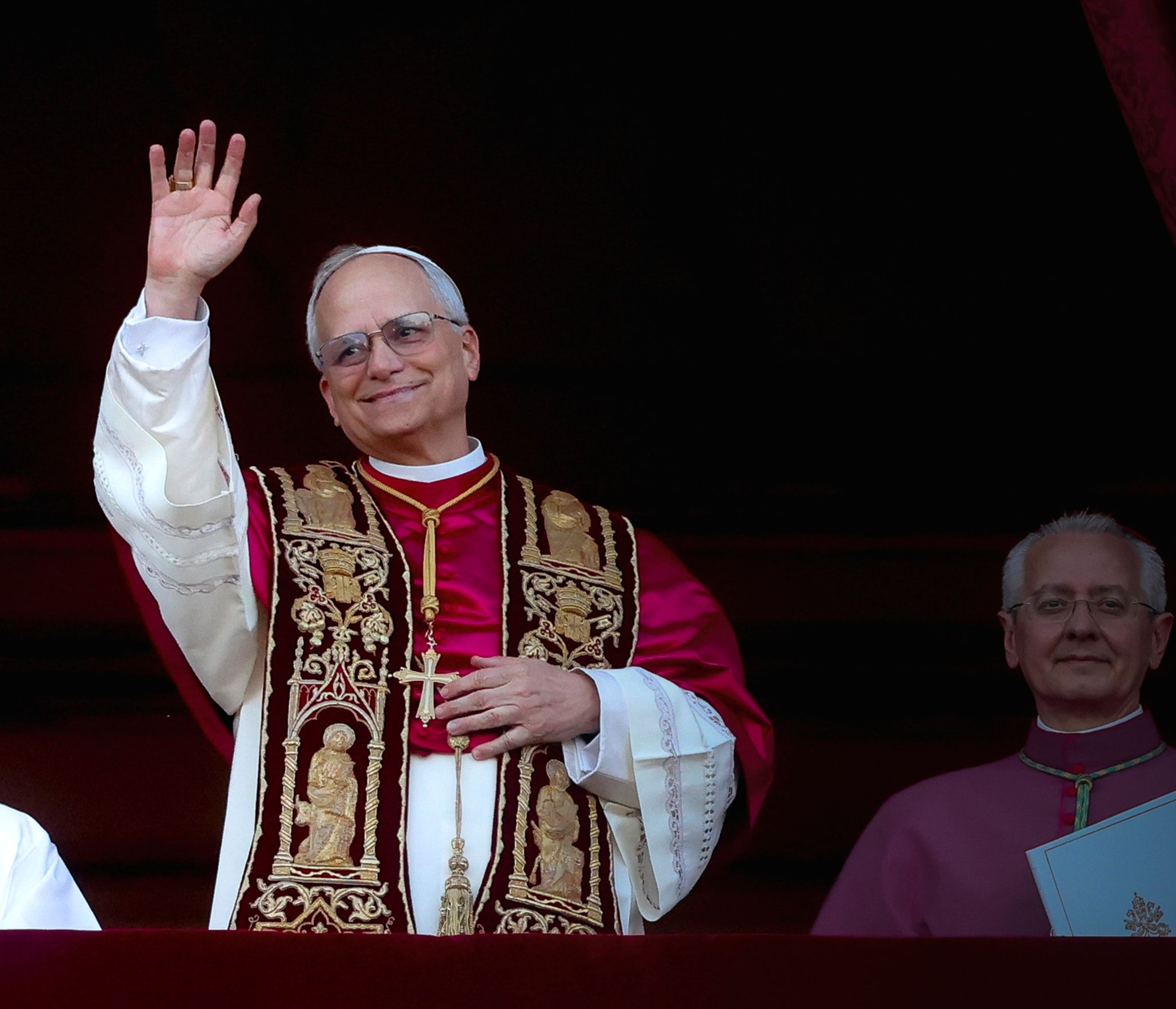 Čo prezrádza portrét, podpis a erb pápeža Leva XIV.?