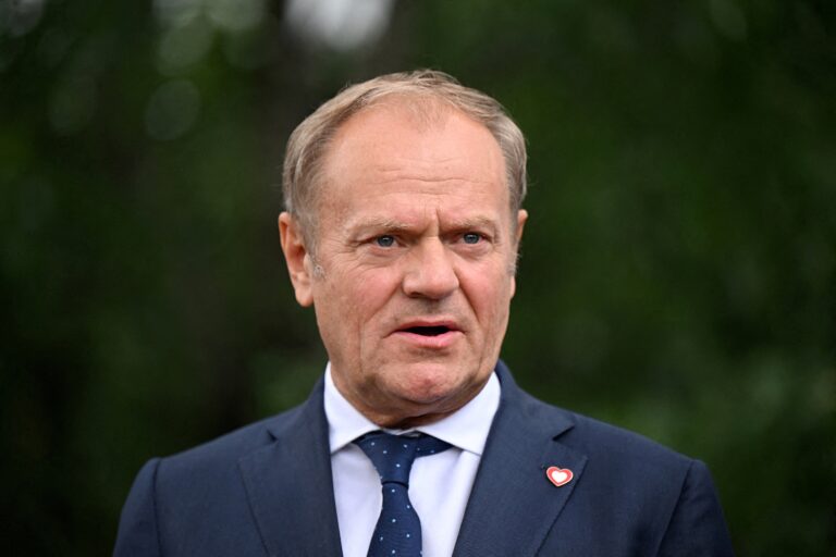 Tusk kritizuje Berlín. Poľsko zavádza kontroly na hraniciach s EÚ