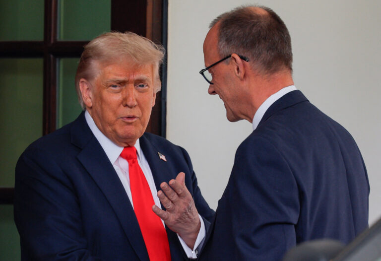 US-Präsident Donald Trump und der deutsche Kanzler Friedrich Merz. Foto: Kent Nishimura/Reuters
