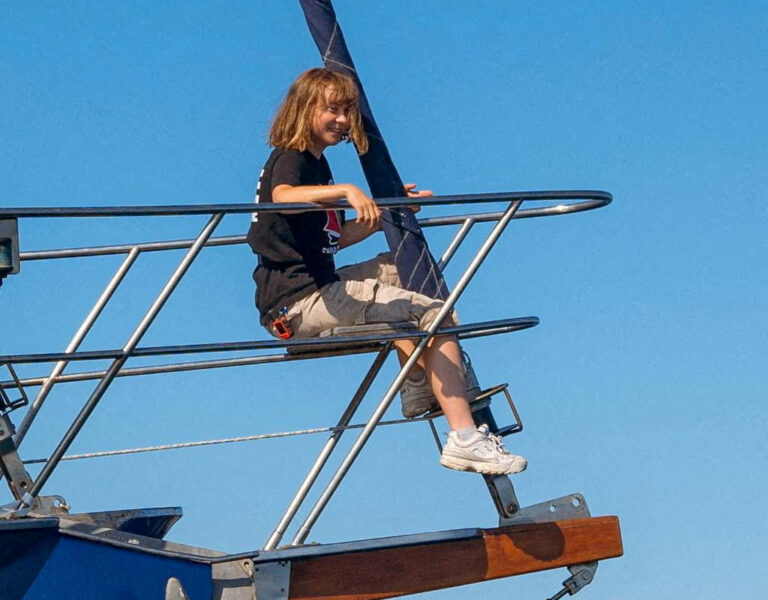 Izrael zadržal loď s Thunbergovou pri pokuse prelomiť blokádu Gazy