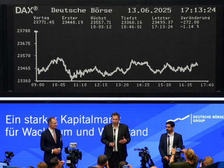 Dôvera investorov v eurozóne aj Nemecku rastie, index prekonal očakávania