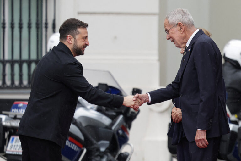 Rakúsko navrhne Viedeň ako miesto rokovaní medzi Ukrajinou a Ruskom