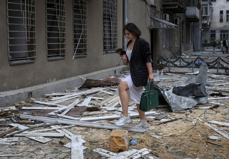 Odesa opäť terčom ruských útokov, jedna obeť a desiatky zranených