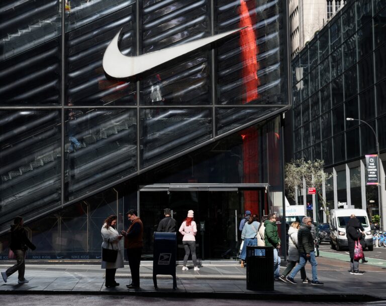 Trumpove clá pripravia Nike o miliardu dolárov, firma zdraží výrobky