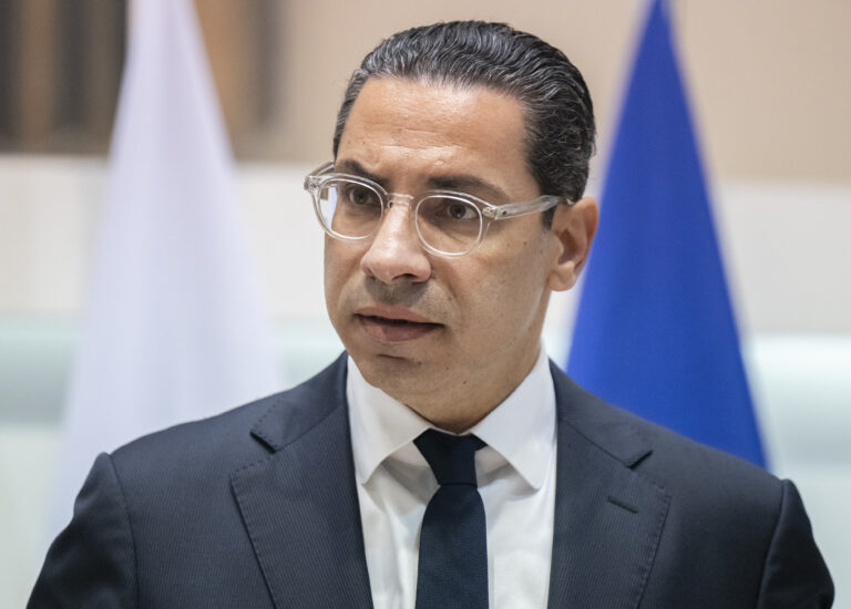 Cyprus eviduje žiadosti Slovenska a Portugalska o evakuáciu občanov