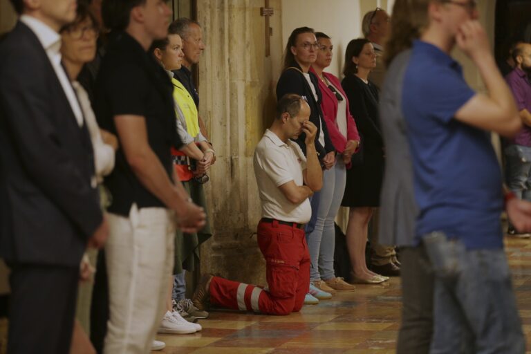 V dome útočníka z Grazu našli plány na bombový útok a rúrkovú bombu