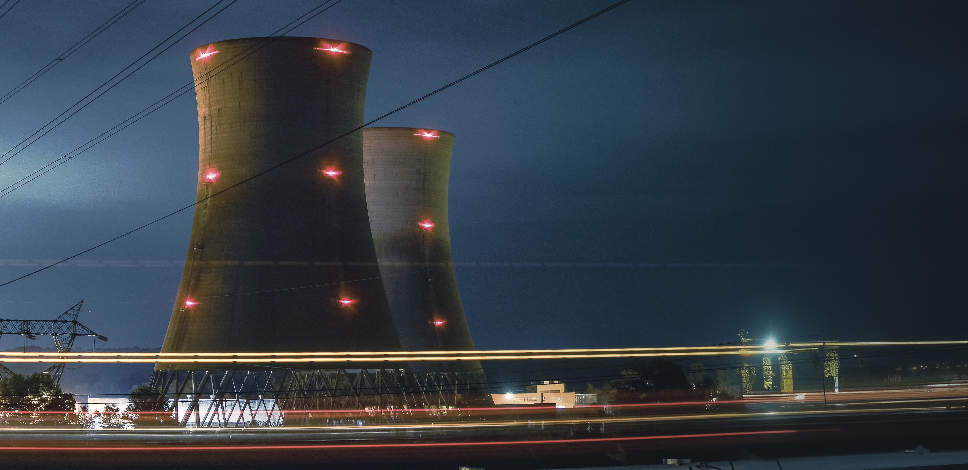 Boj o umelú inteligenciu sa rozhodne v elektrárňach. Meta si volí tie jadrové