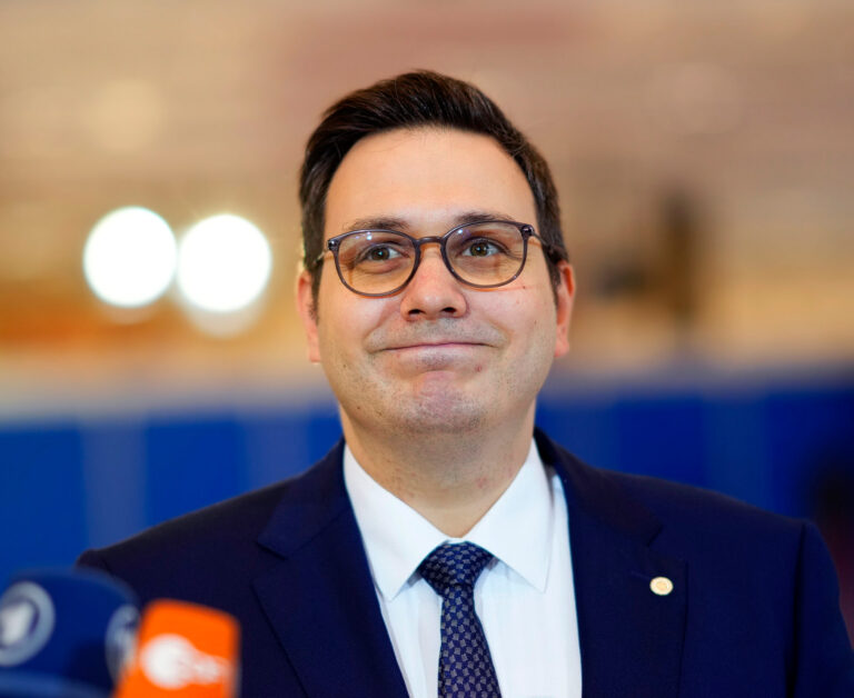 Česko odmieta Zelenského obvinenia z vývozu strojov do Ruska