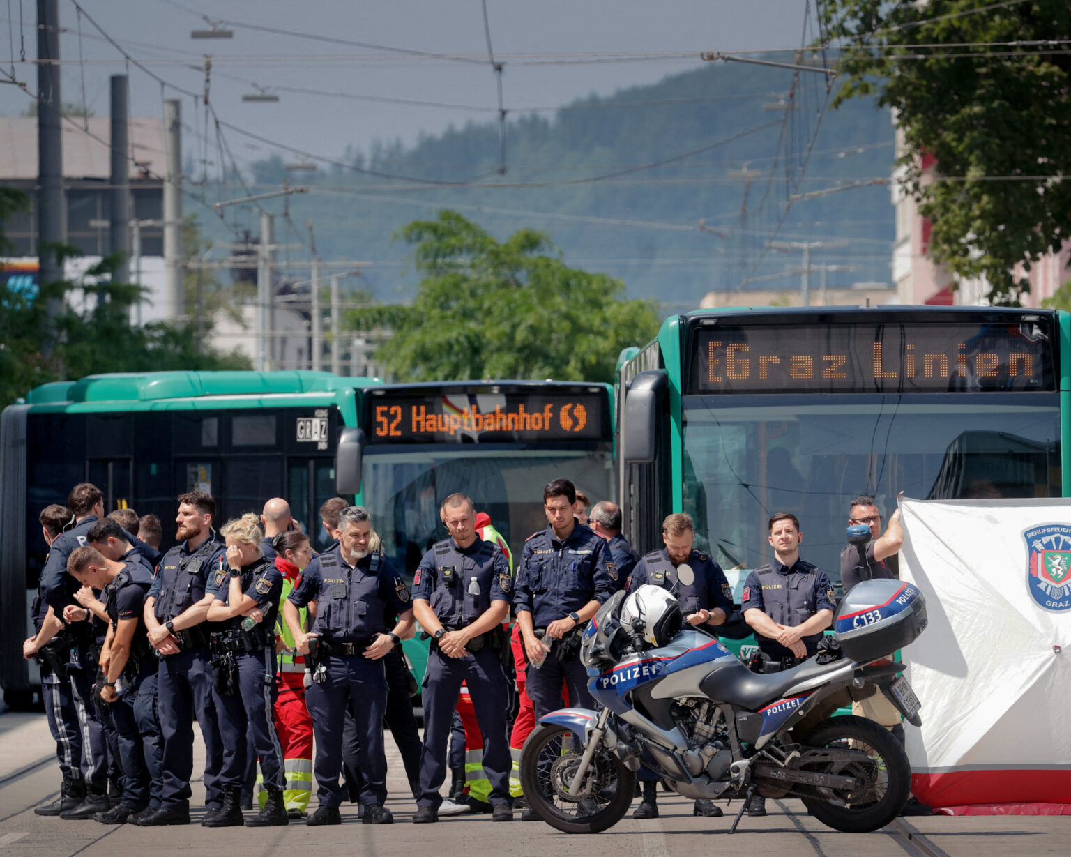 Po streľbe v Grazi. Foto: Borut Zivulovic