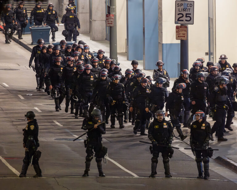 Protesty v Los Angeles. Foto: David McNew/Getty Images