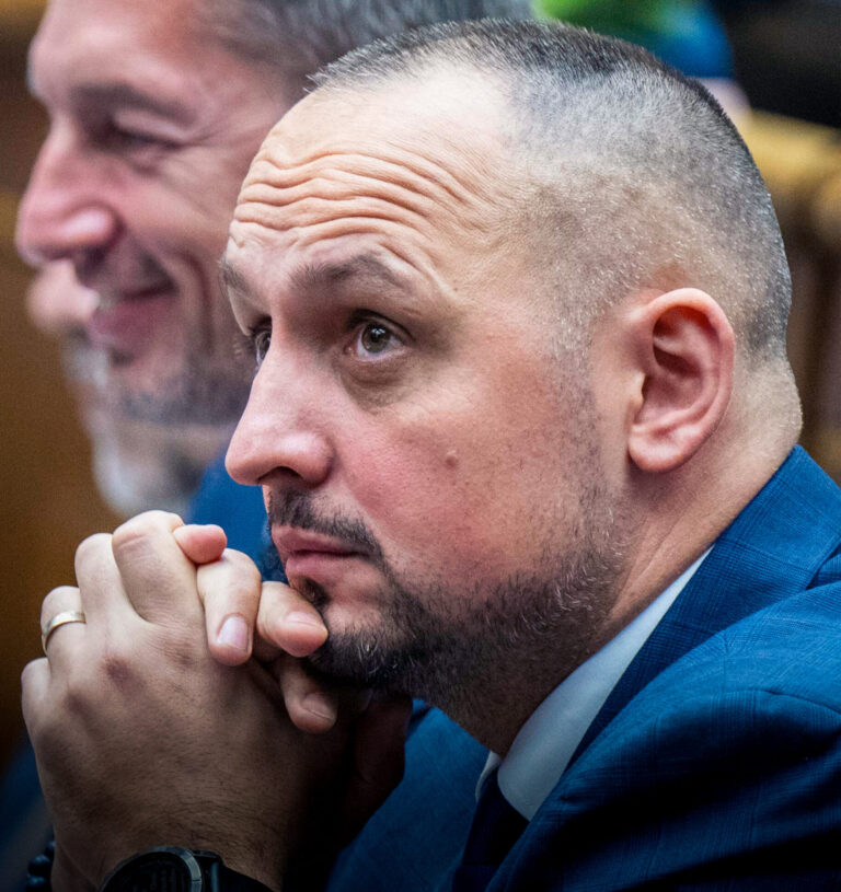 KDH vyzvalo Šaška, aby odstúpil pre údajné porušenie zákona