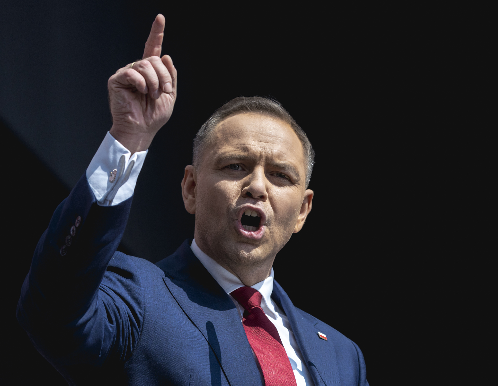 Poland considers producing nuclear weapons