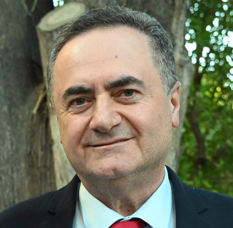 Po zasiahnutí hlavy hada v Teheráne zasiahneme aj húsíov v Jemene, uviedol Kac