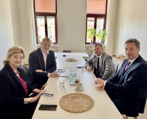 Dilemy kresťanských politikov okolo novelizácie Ústavy SR stále pribúdajú