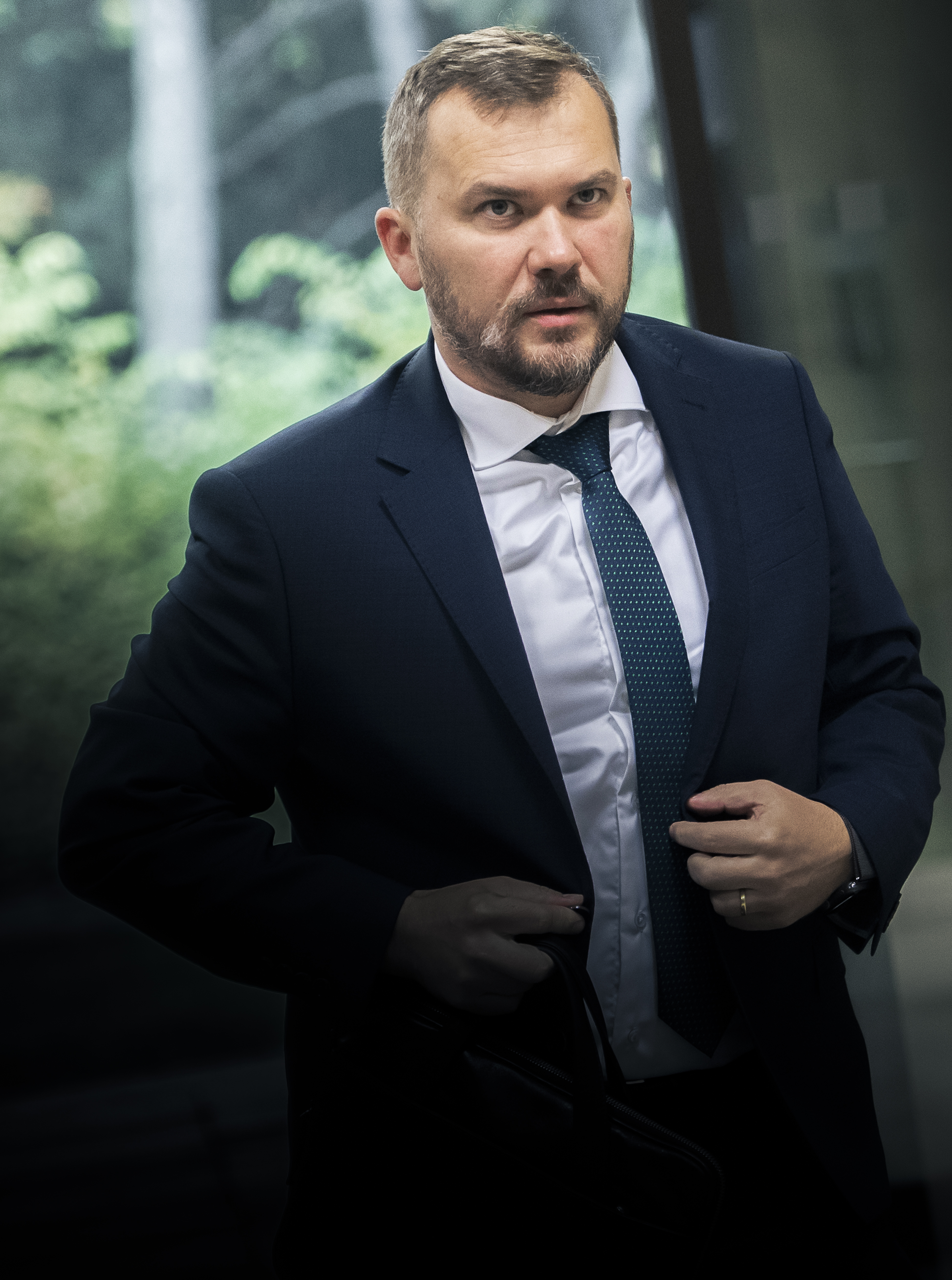 Uznanie homomanželstiev je len zastierací manéver PS, tvrdí Karas