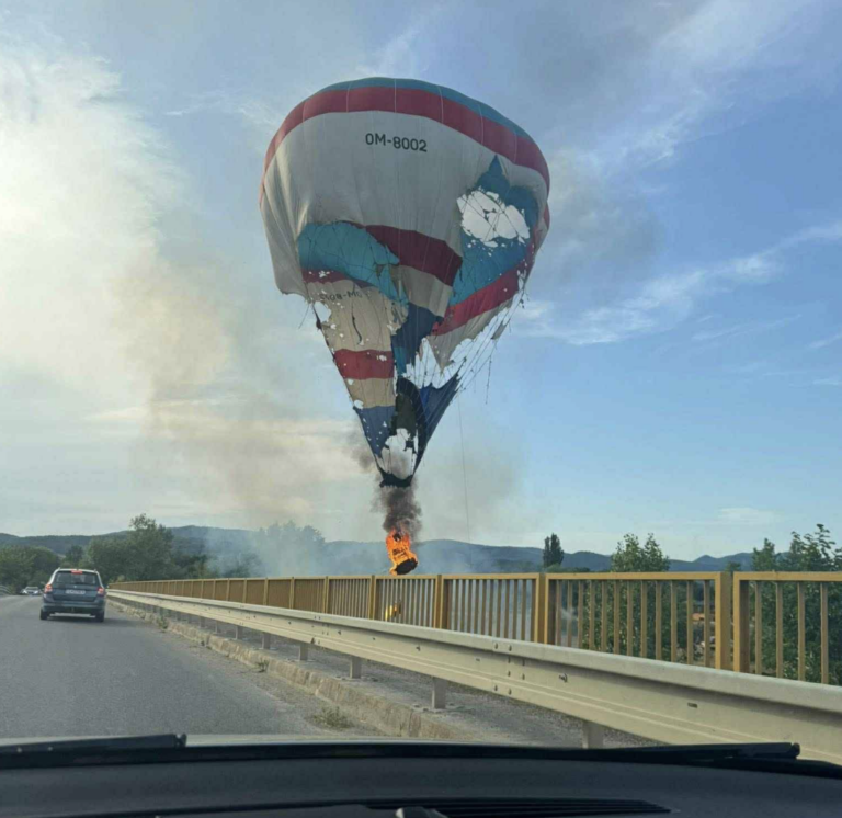 Balón zachvátili plamene z trávy, senior skončil na rekonštrukčnej chirurgii