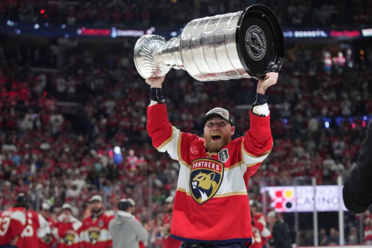 Florida opäť získala Stanleyho pohár, finále bolo bez účasti Slovákov