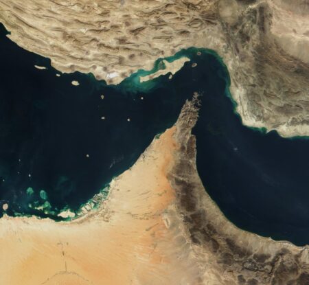 Oil markets unsettled as traffic through Hormuz stalls