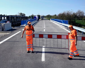 Takmer polovica mostov je v zlom stave. Vláda ich chce opravovať zo súkromných peňazí