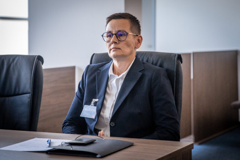 Sudkyňa Pamela Záleská na začiatku disciplinárneho konania na Najvyššom správnom súde 4. 9. 2023.Foto: Jozef Jakubčo / Petit Press / Profimedia