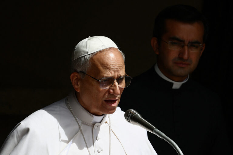 Pápež slúžil omšu influencerom, varoval pred zneužitím AI