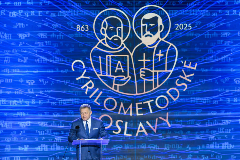 Robert Fico na galavečeri počas osláv sviatku svätých Cyrila a Metoda na Devíne 5. júla 2025. Foto: Jaroslav Novák/TASR