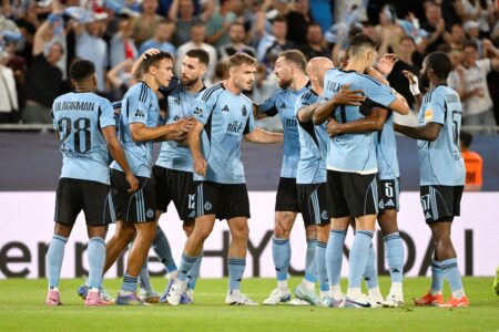 Štartuje najvyššia futbalová liga. Titul obhajuje Slovan, nováčikom je Prešov