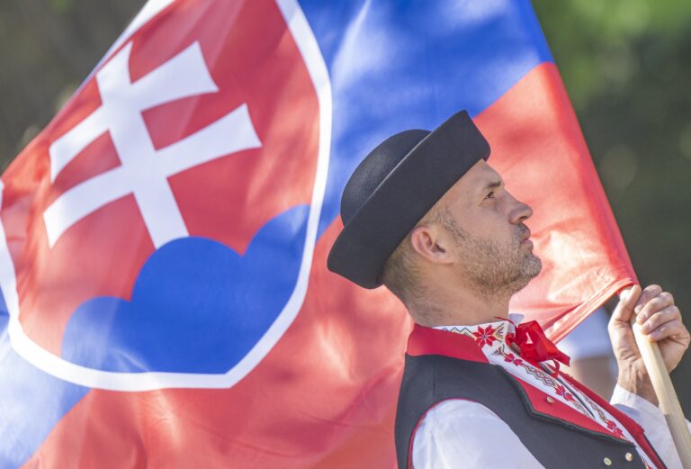 V zahraničí žije vyše 1,7 milióna Slovákov, najviac v USA a Česku